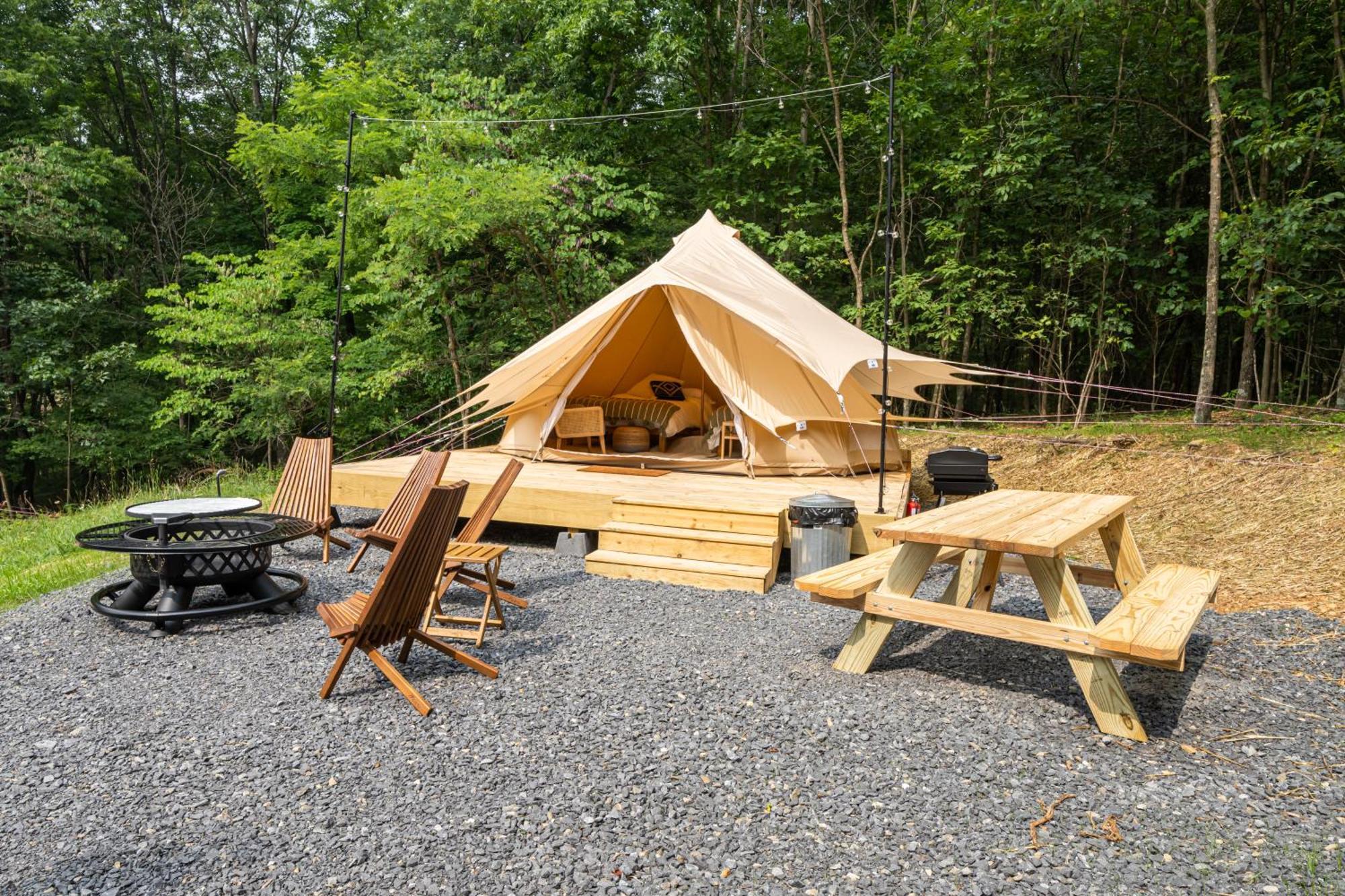 Firefly Ridge Luxury Retreat Hotel Great Cacapon Exterior foto